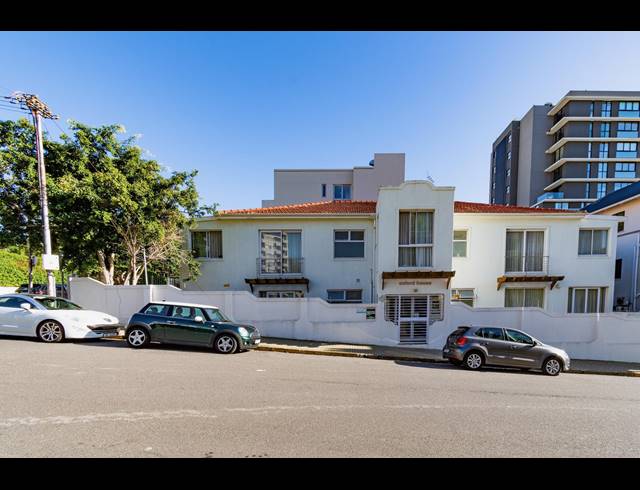 12 BEDROOM HOUSE SOLD IN GREEN POINT